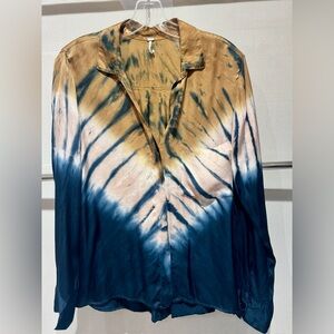 Young Fabulous & Broke Tie dye silky long sleeve blouse size medium